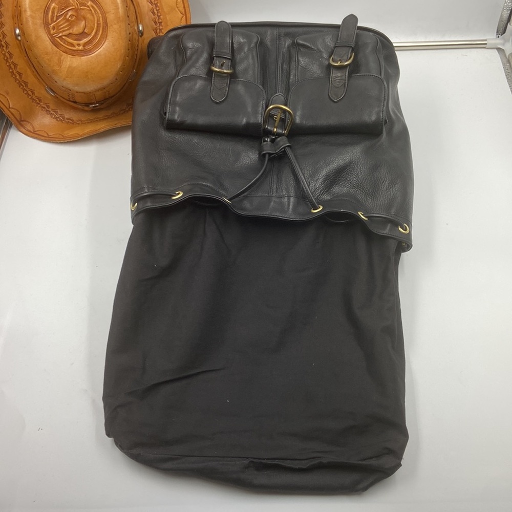 Boulder Ridge Smooth Leather Backpack - Picture 11 of 11